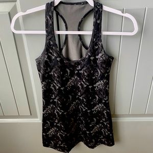 Lululemon tank